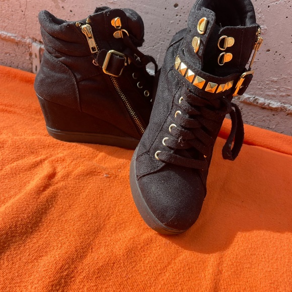 2 boots jennifer lopez lace and xhilaration🤩🤩 - Picture 8 of 13